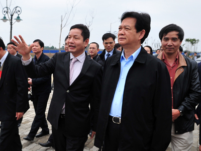 Thủ tướng Nguyễn Tấn Dũng thăm FPT Hòa Lạc